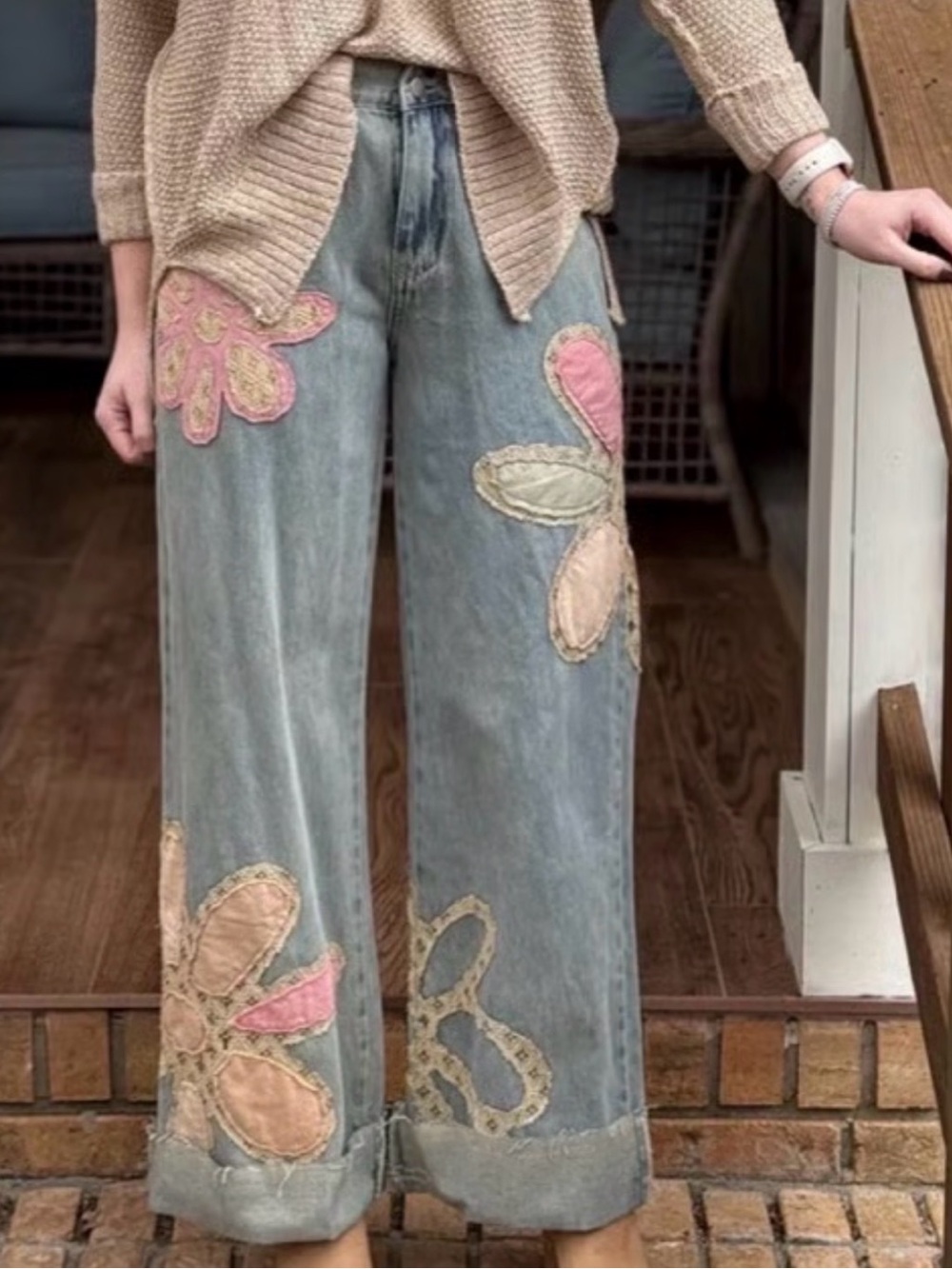 Oli & Hali XL Light Wash Wide-Leg Jeans with Pink & Cream Floral Appliqué
